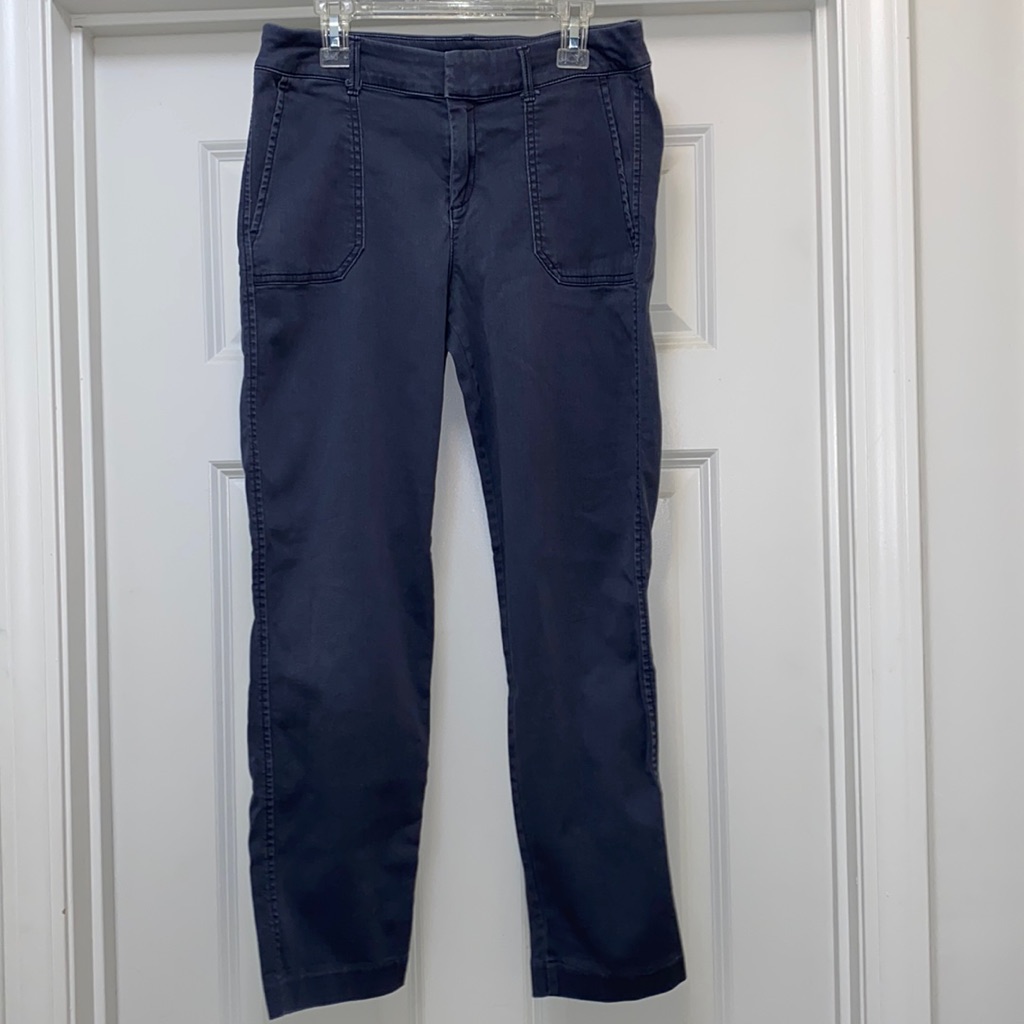 Old Navy Pixie Size 4